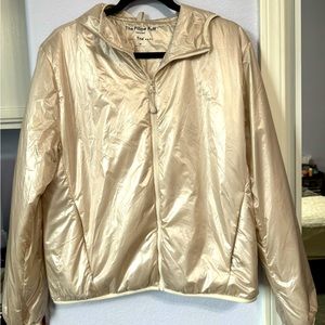 Aritzia TNA The Pillow Puff Packable Jacket Size Medium